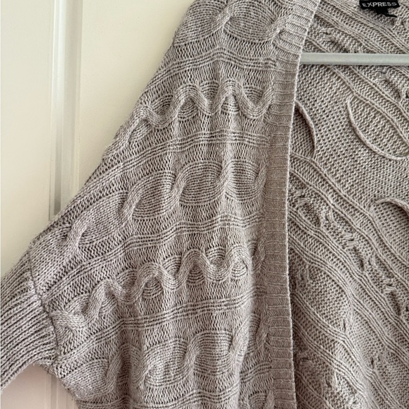 Express Gray Cable Knit Cocoon Cardigan Sweater Size Small - Picture 3 of 4